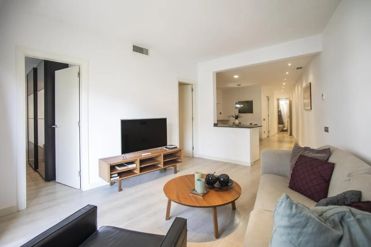 41Ara1029 Stunning & Renovated In Sagrada Familia Apartment Barcelona